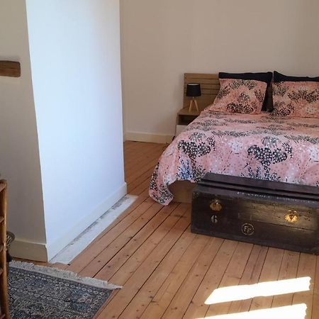 Chez Thomas Apartment Sézanne Екстериор снимка