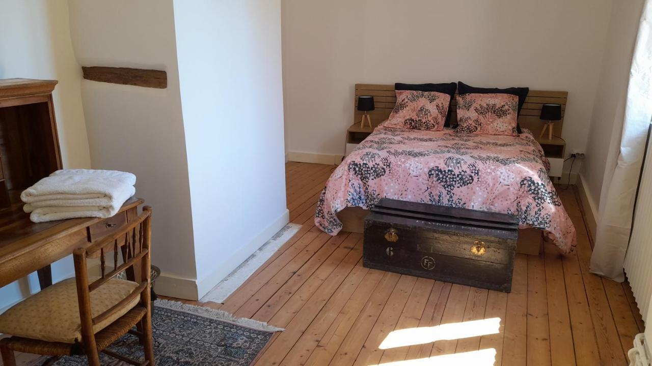 Chez Thomas Apartment Sézanne Екстериор снимка