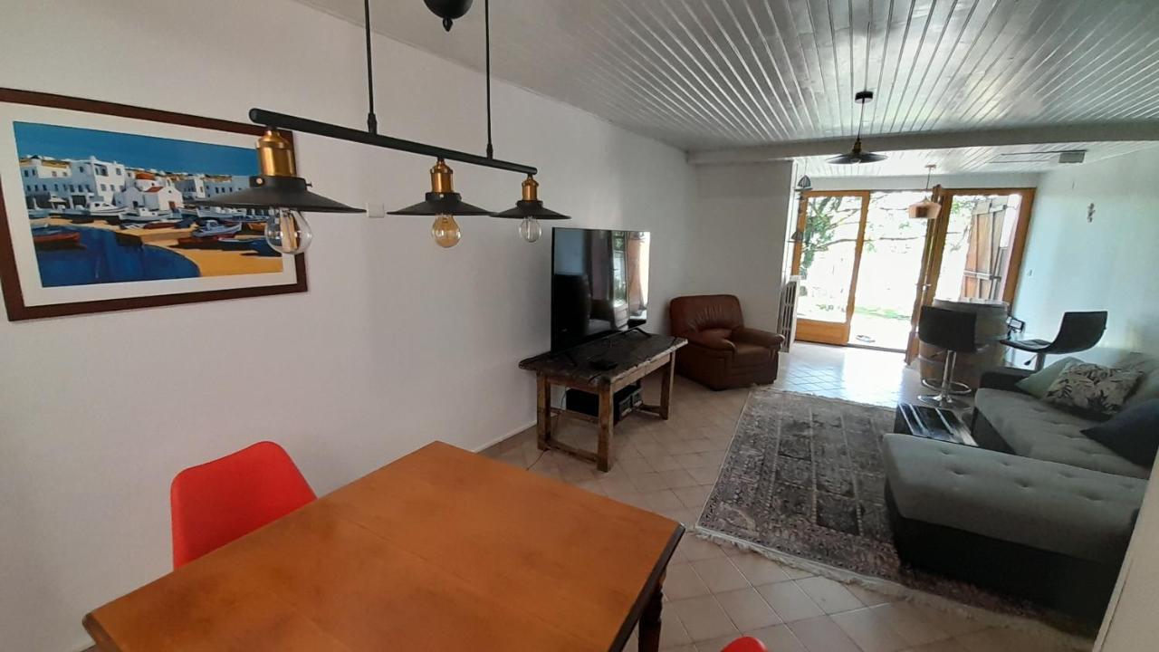 Chez Thomas Apartment Sézanne Екстериор снимка